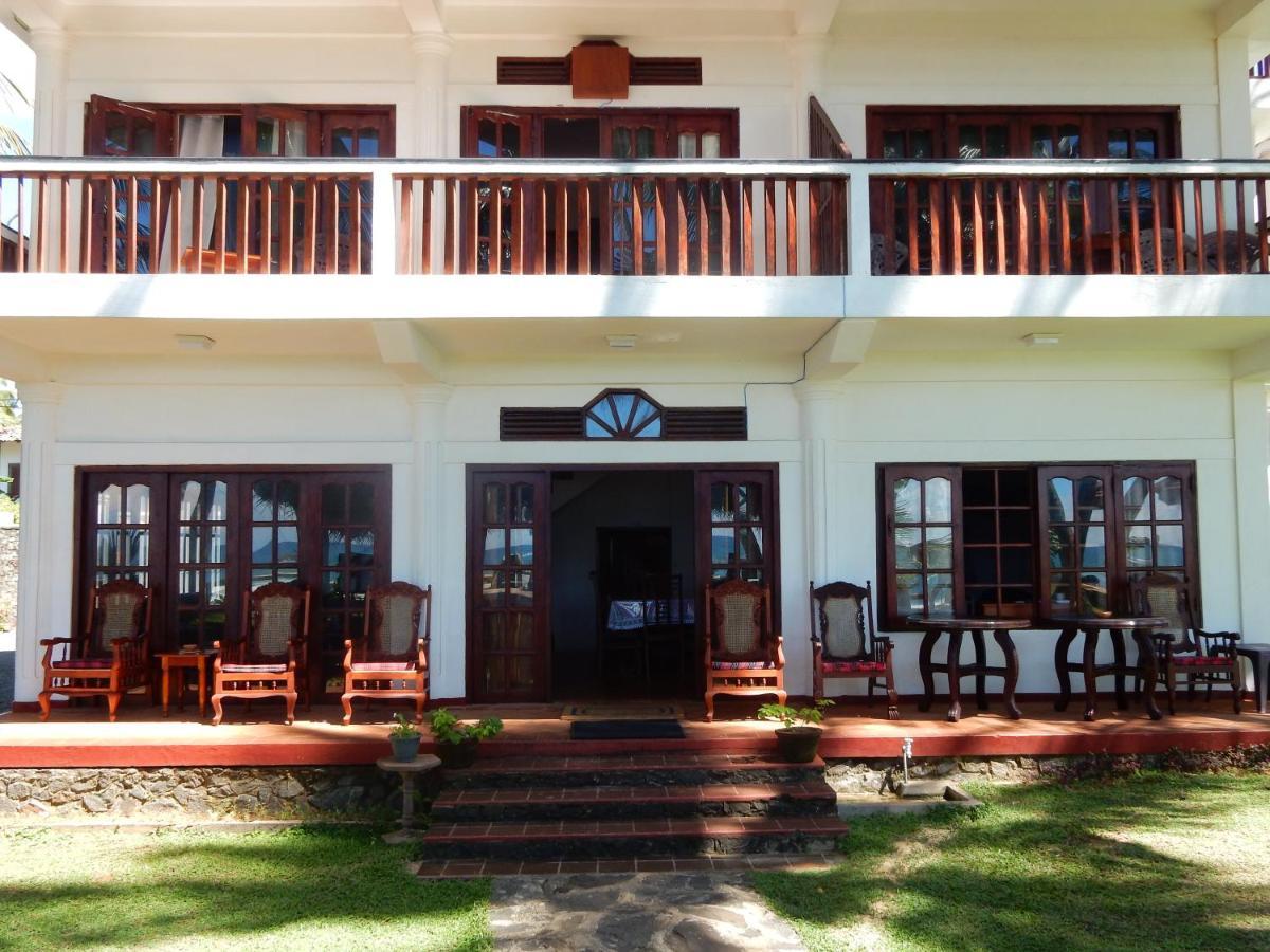 Unawatuna Beach House Exterior photo